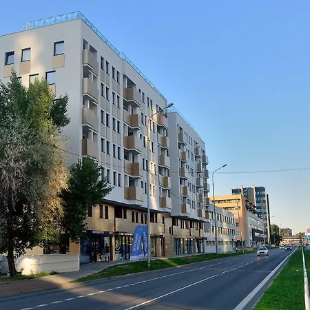 Than 4* ブラチスラヴァ