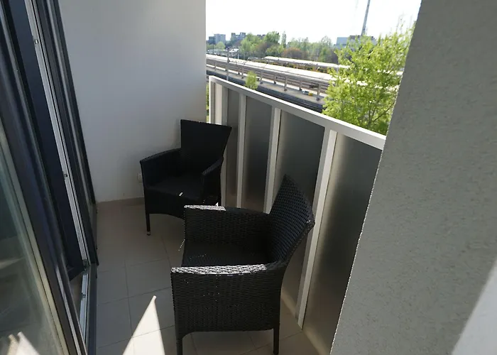 Nocľah s raňajkami Than Bratislava